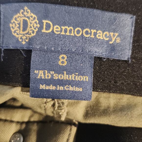 Democracy Shorts Women's 8 Olive Green Ab Solution High-Rise Elastic Waist NWT - Picture 3 of 6